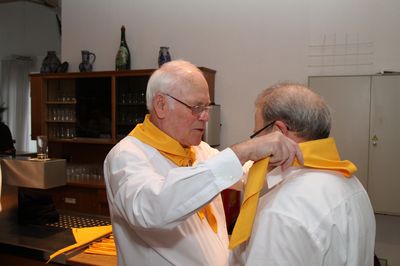... der Halst&uuml;cher.
