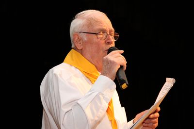 Bruno leiteten &uuml;ber zum n&auml;chsten Programmpunkt: ...