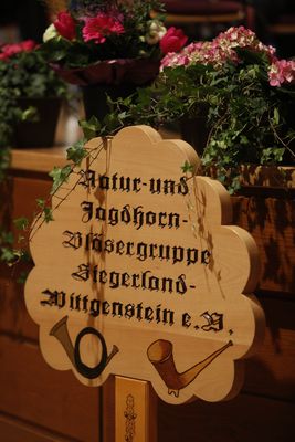 Anschlie&szlig;end waren nicht Jagdhornbl&auml;ser zu h&ouml;ren, ...